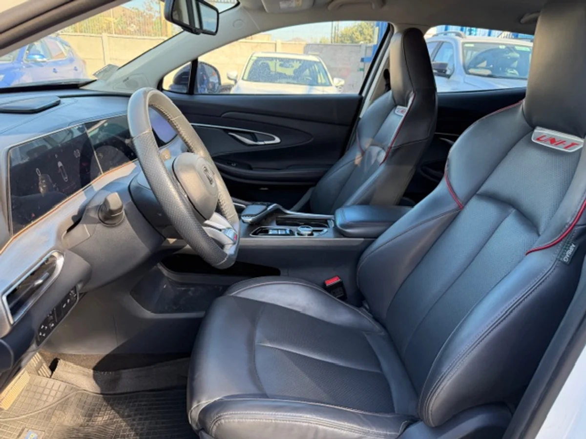 2022 Changan Uni-T 1.5T Elite DCT Auto - Miniatura 8