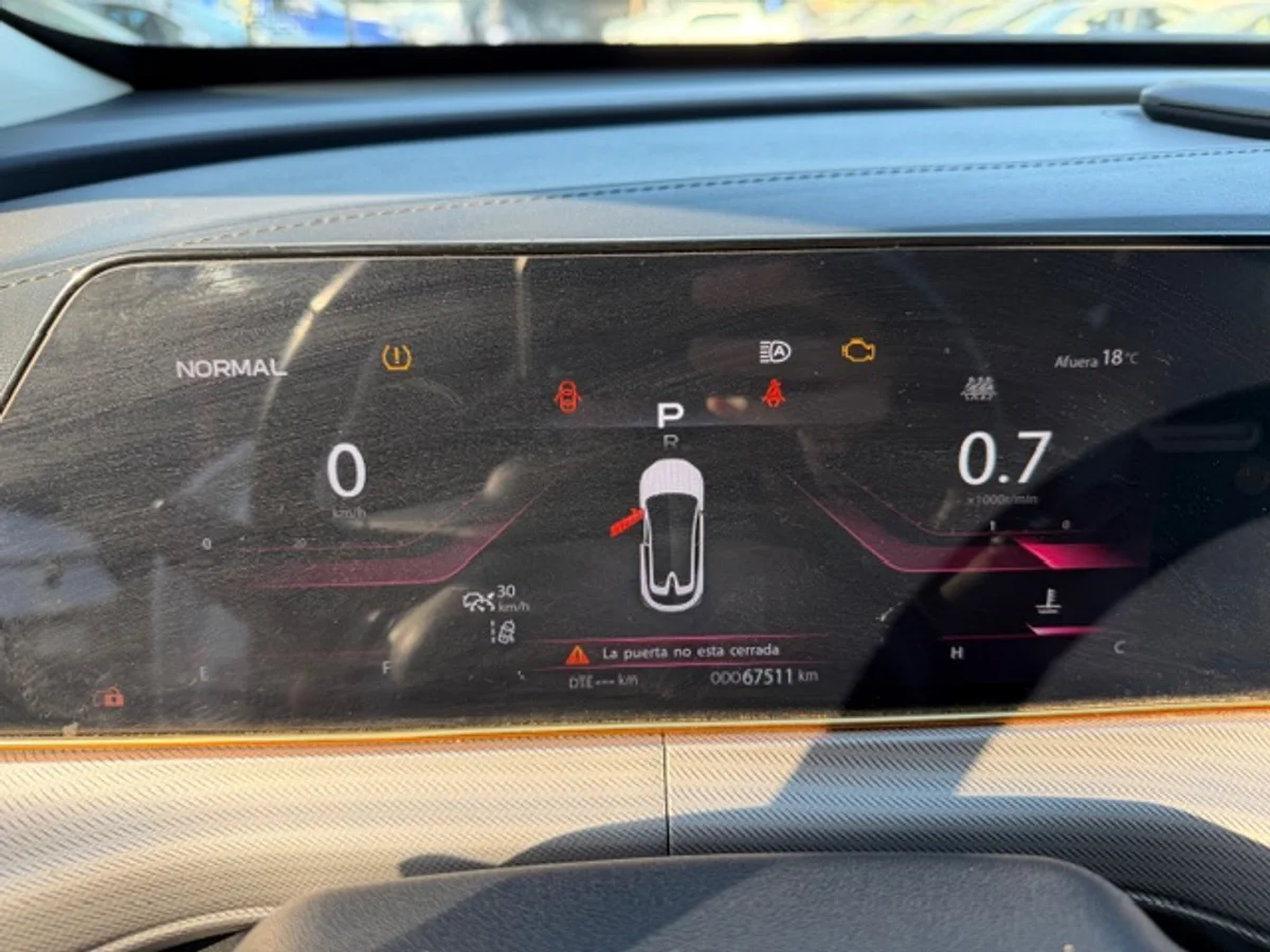 2022 Changan Uni-T 1.5T Elite DCT Auto - Miniatura 9