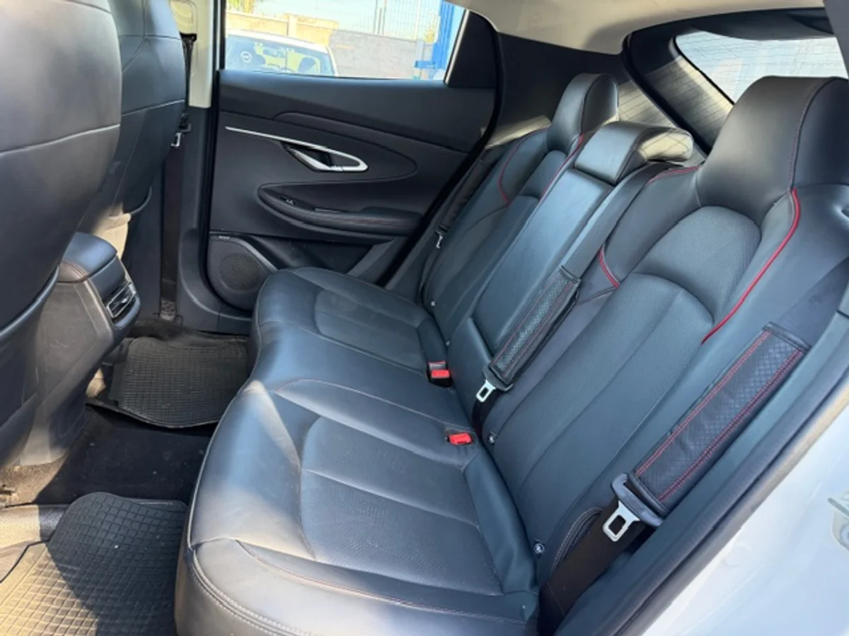 2022 Changan Uni-T 1.5T Elite DCT Auto - Miniatura 13