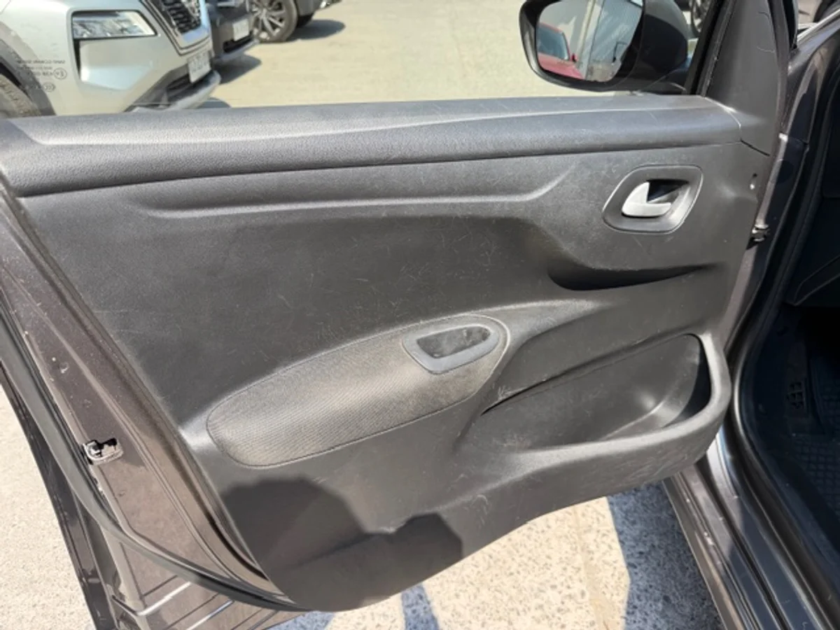 2022 Citroën C-Elysee 1.6 Manual HDI 92 Feel - Miniatura 7