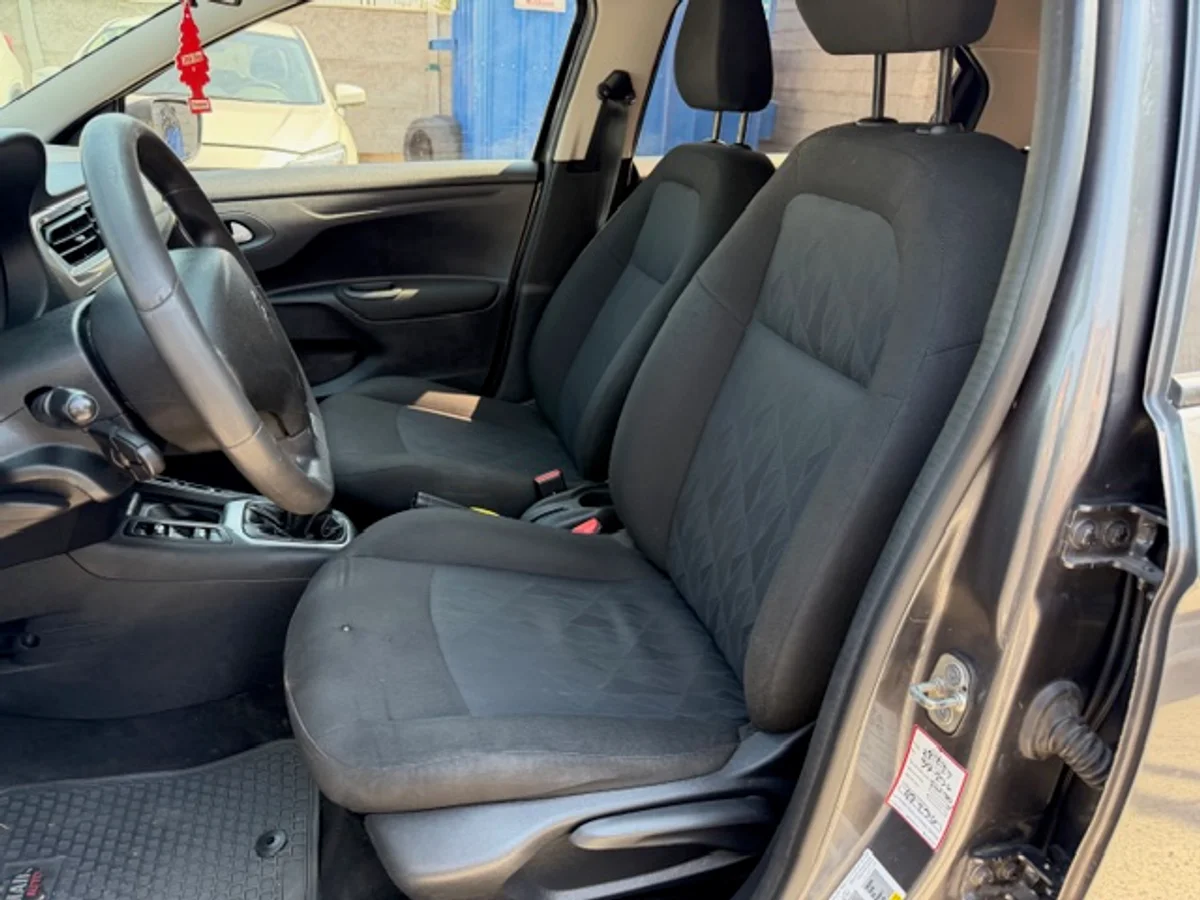 2022 Citroën C-Elysee 1.6 Manual HDI 92 Feel - Miniatura 8