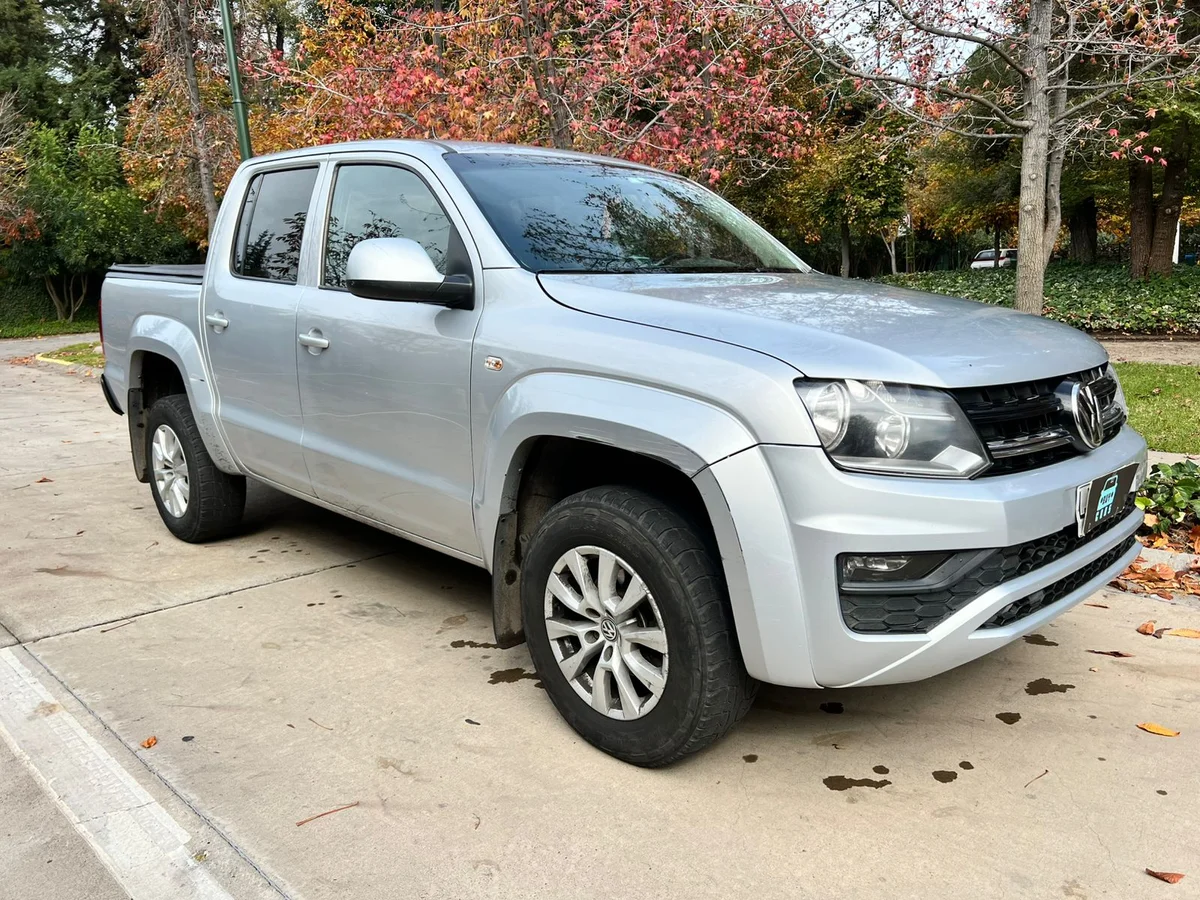 VOLKSWAGEN AMAROK TRENDLINE 4X2 MT - Miniatura 3