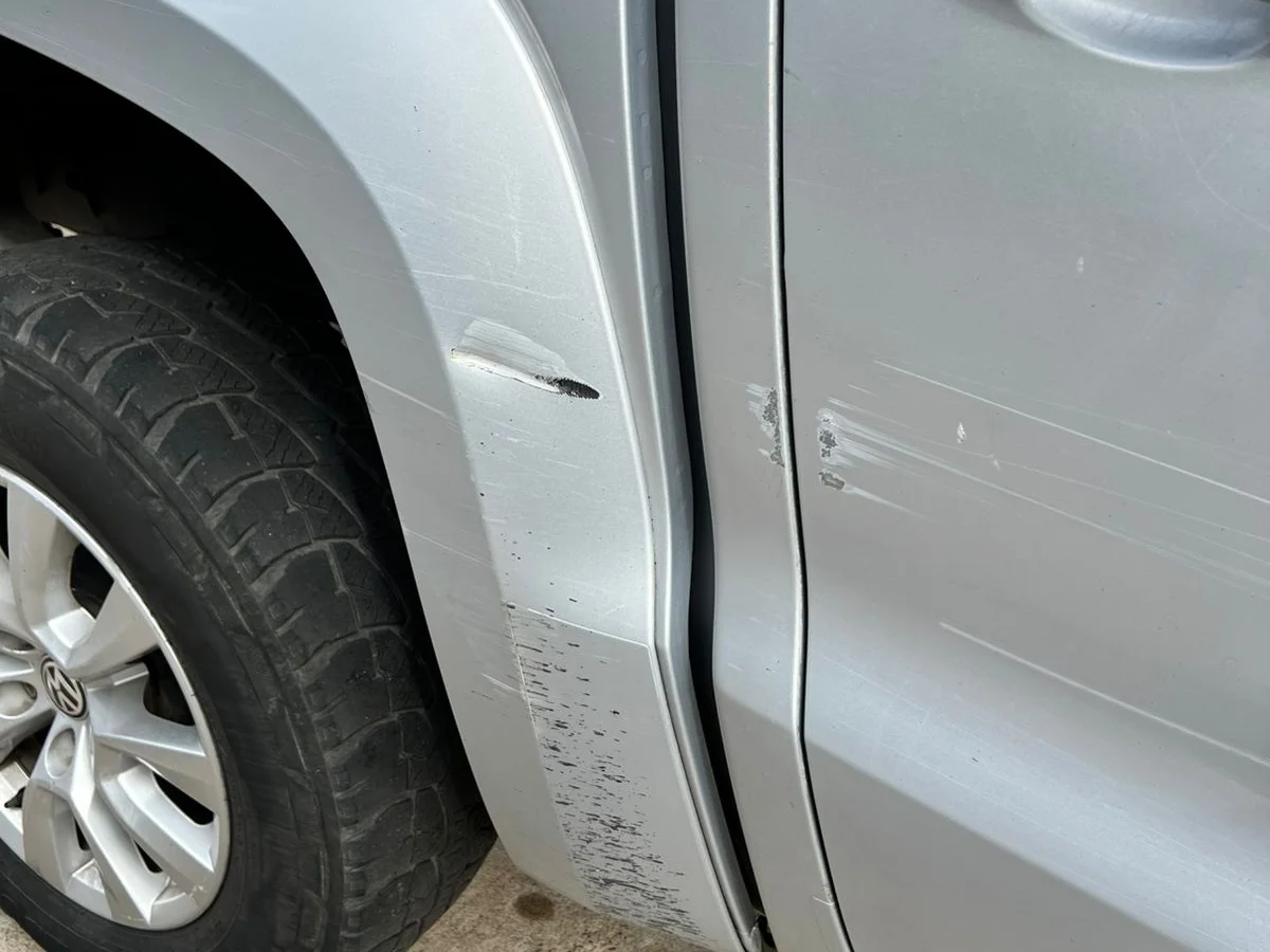 VOLKSWAGEN AMAROK TRENDLINE 4X2 MT - Miniatura 12