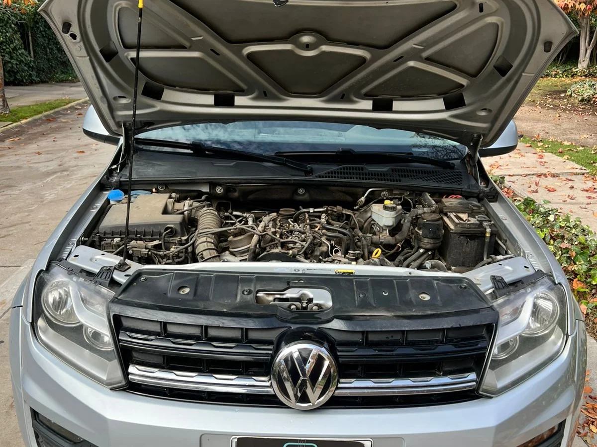 VOLKSWAGEN AMAROK TRENDLINE 4X2 MT - Miniatura 17