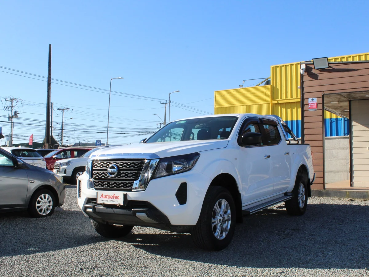 Nissan Navara — foto 2 de 17