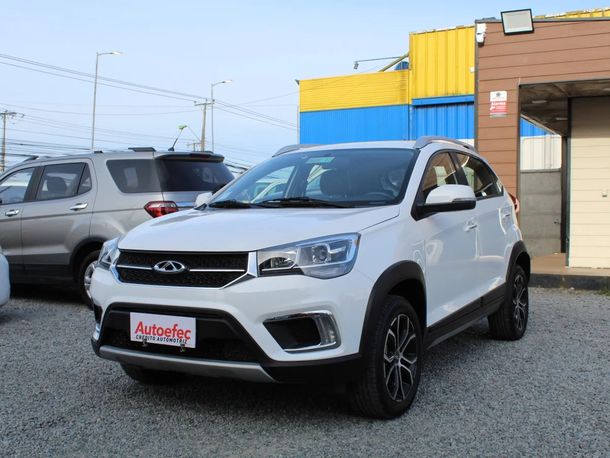 Chery Tiggo 2 — foto 2 de 11