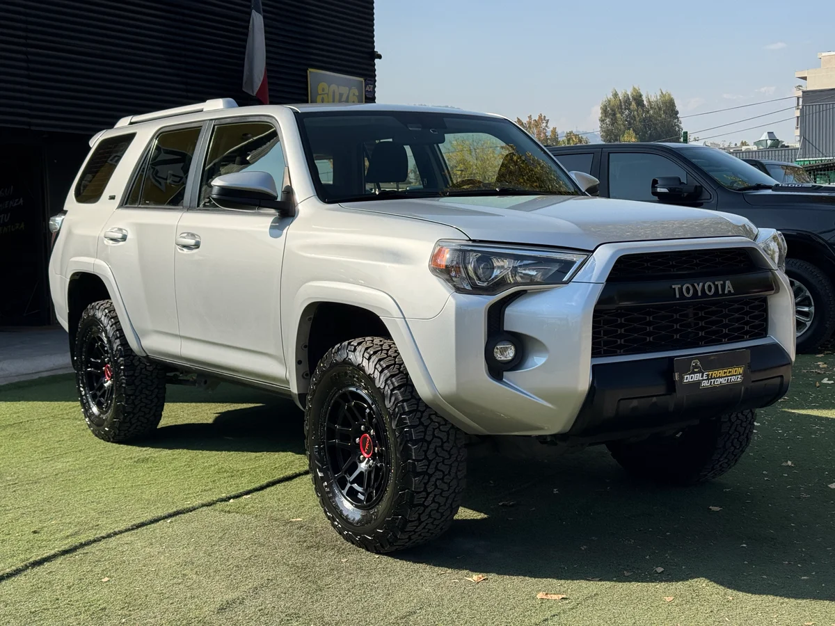 Toyota 4Runner SR5 2022