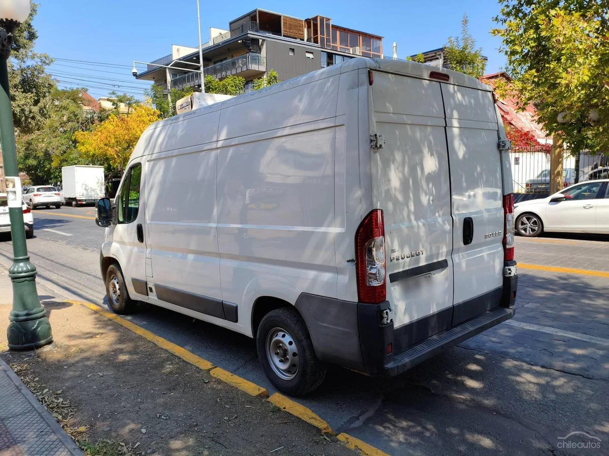 Peugeot Boxer 2.2 HDI 110 HP L2H2 AA - Miniatura 4