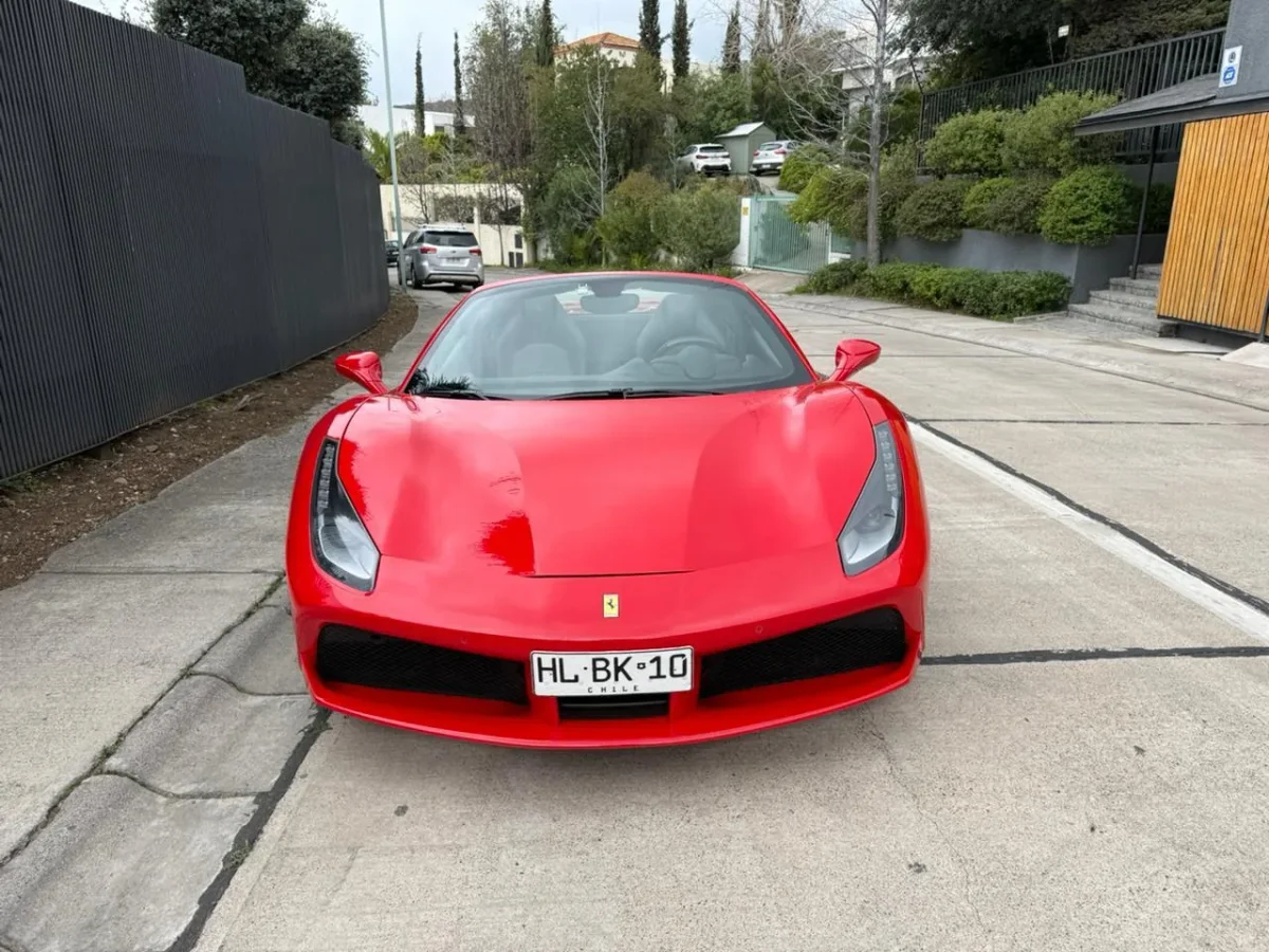 Ferrari 488 Spider - Miniatura 2