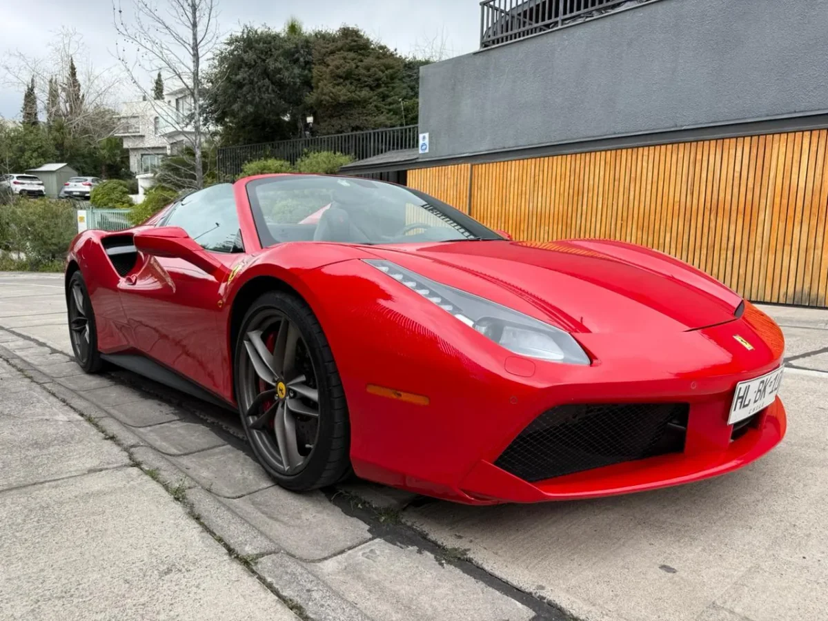 Ferrari 488 Spider - Miniatura 3