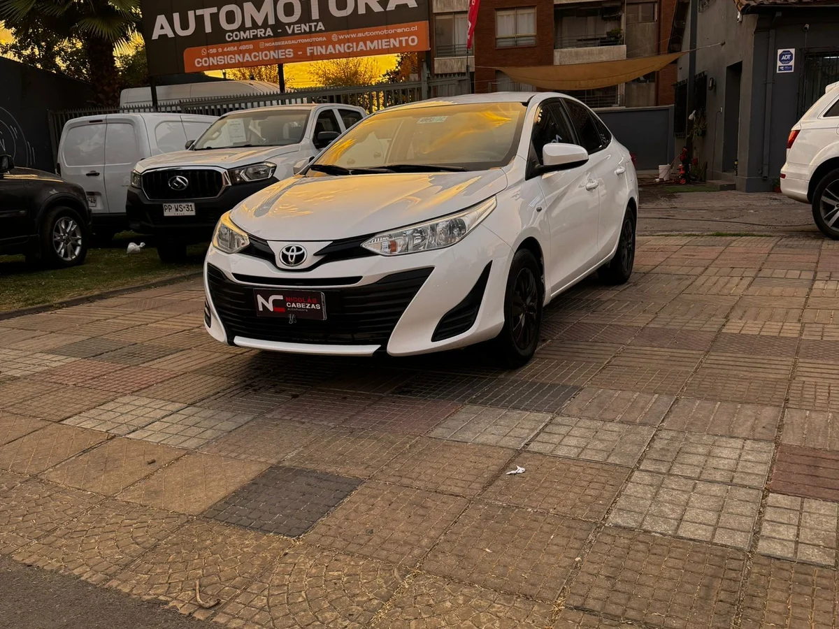 TOYOTA YARIS GLI 1.5