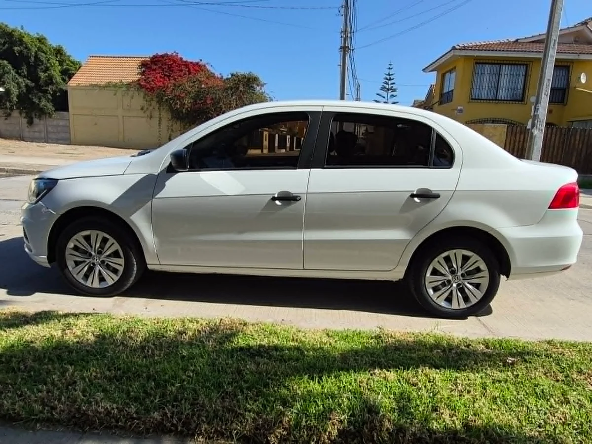 Volkswagen Voyage 1.6 2022