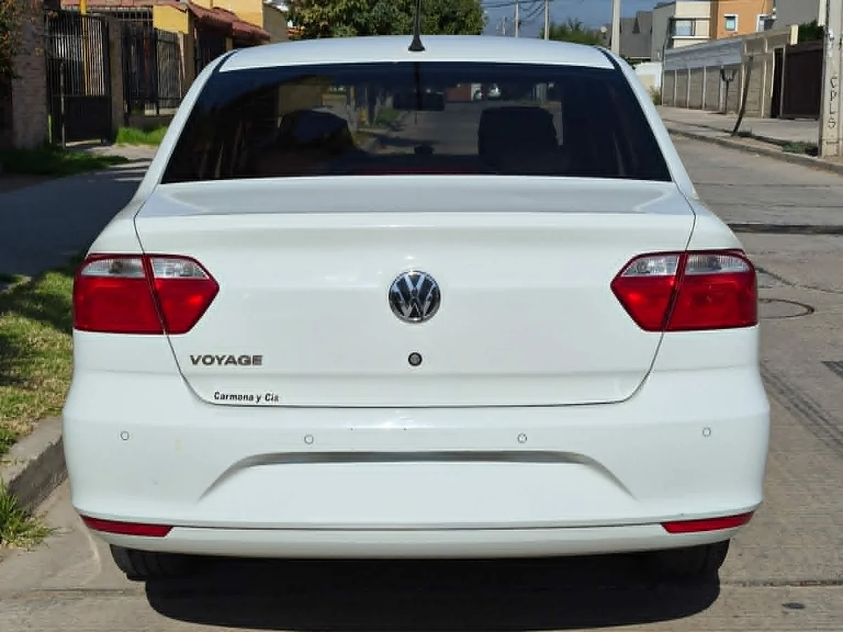 Volkswagen Voyage 1.6 2022