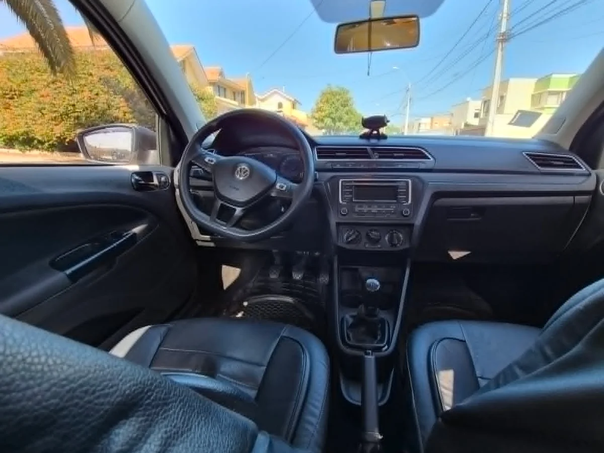 Volkswagen Voyage 1.6 2022 - Miniatura 8