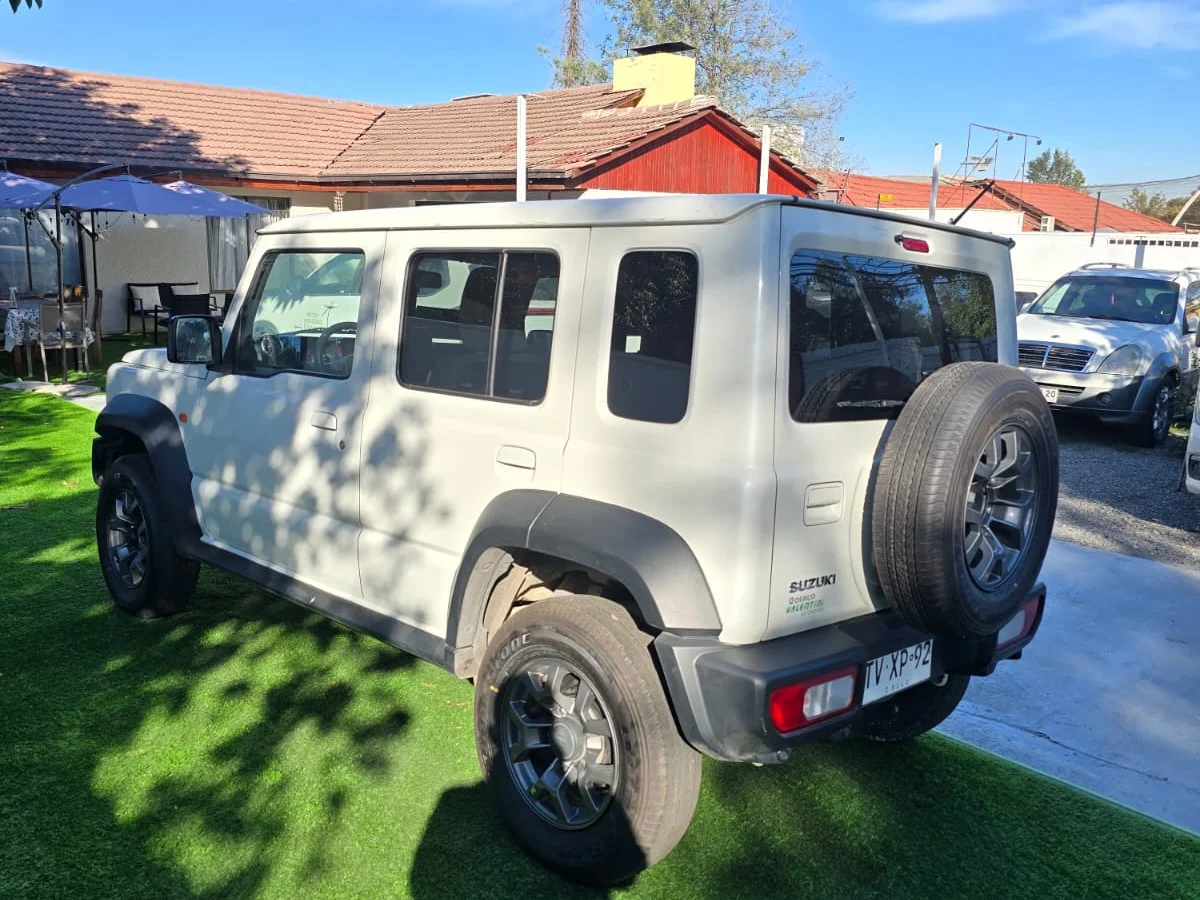 JIMNY 1.5 AT GLX 5P - Miniatura 9