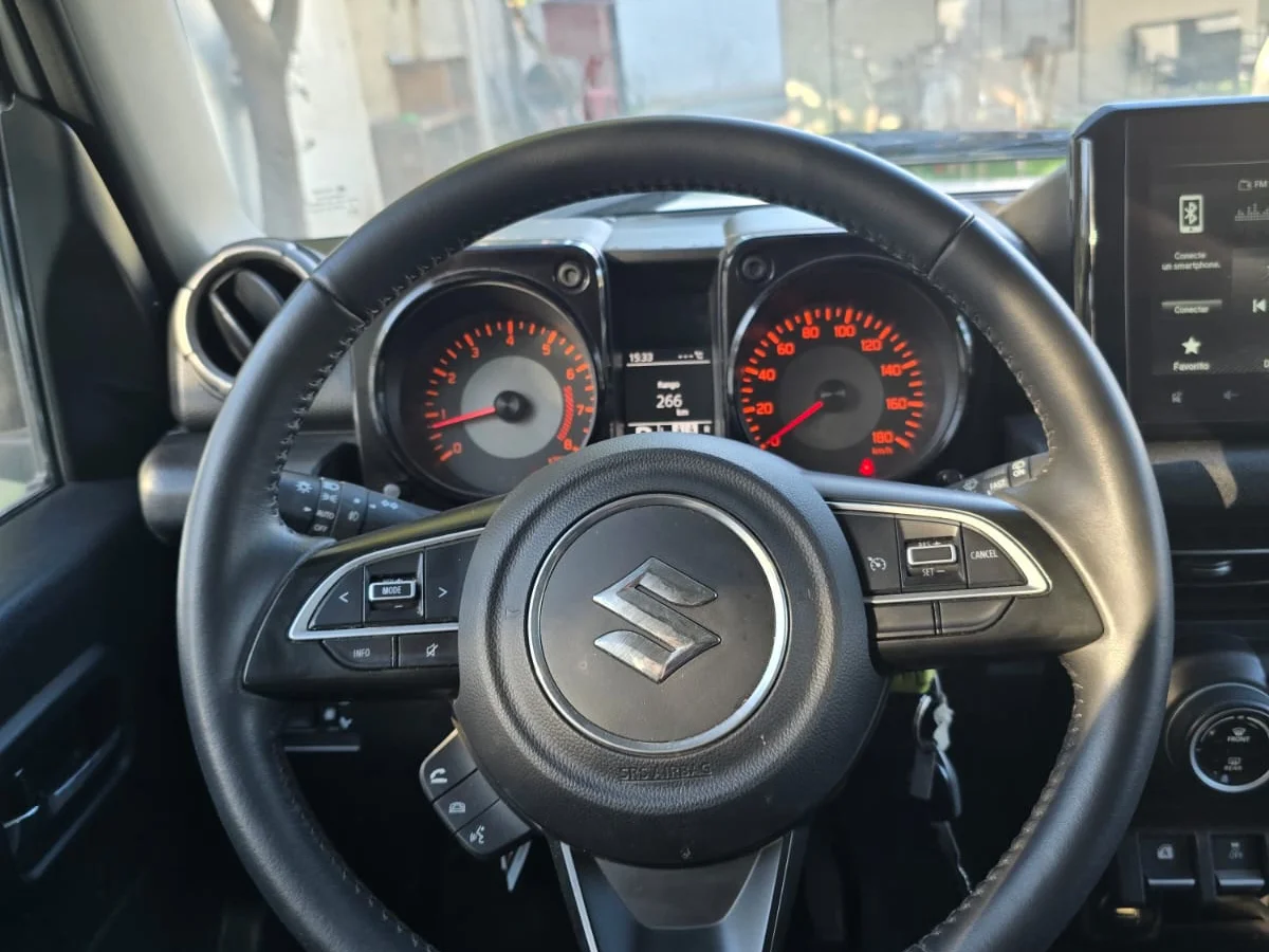 JIMNY 1.5 AT GLX 5P - Miniatura 15