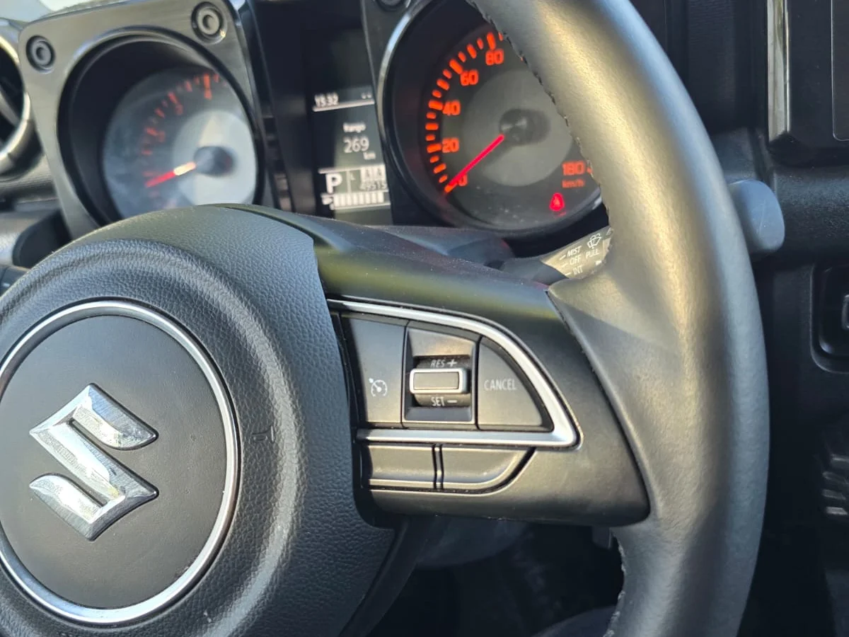 JIMNY 1.5 AT GLX 5P - Miniatura 17