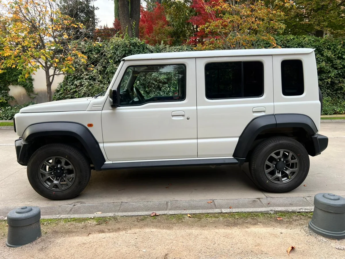 SUZUKI Jimny 1.5 AT GLX 5P 2025 - Miniatura 4