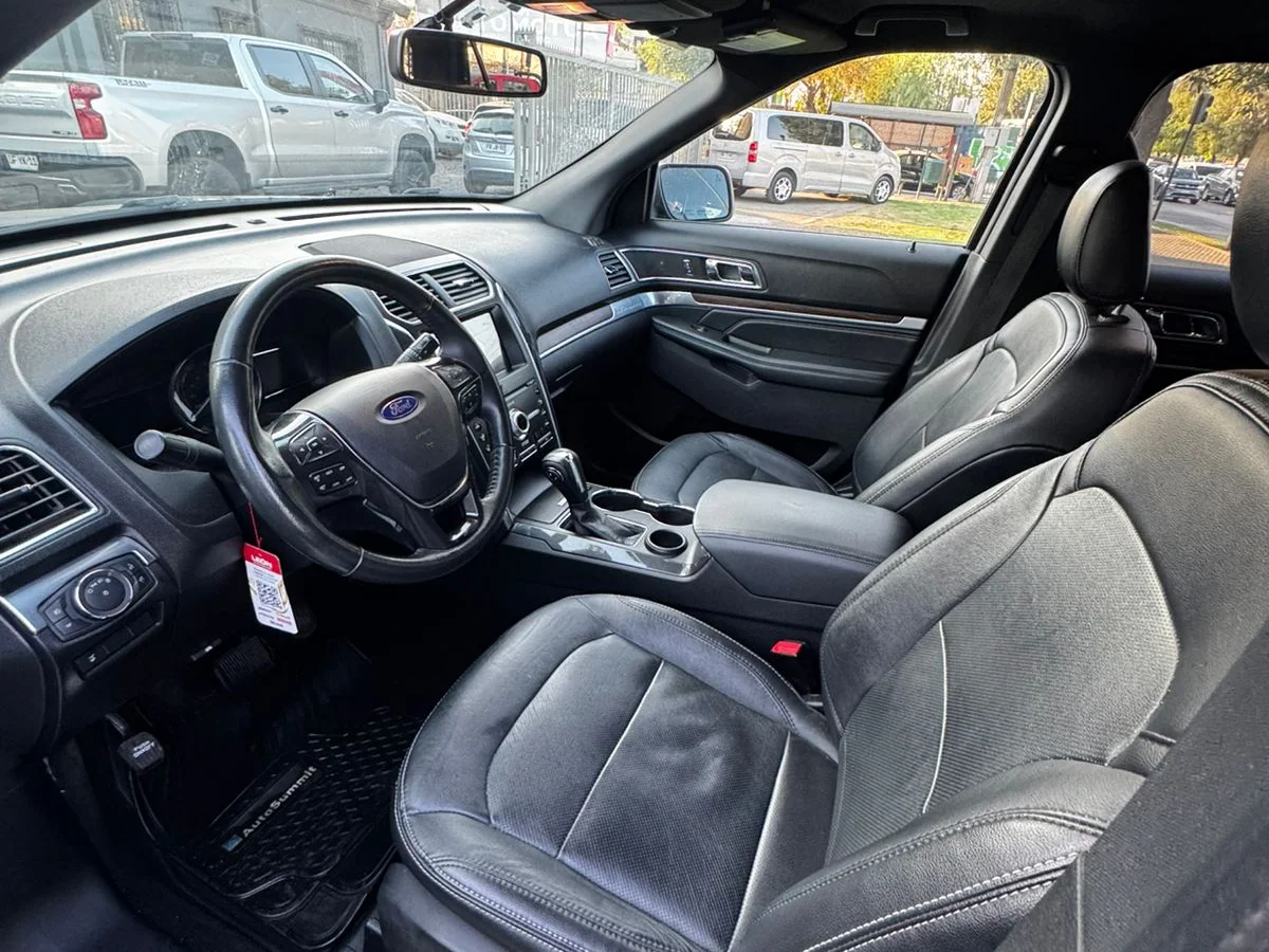 FORD EXPLORER LTD 2019 - Miniatura 14