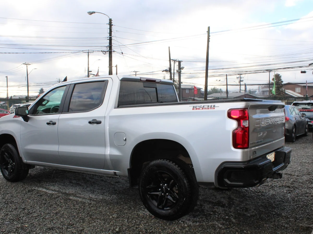 CHEVROLET SILVERADO TRAIL BOSS Z71 2021