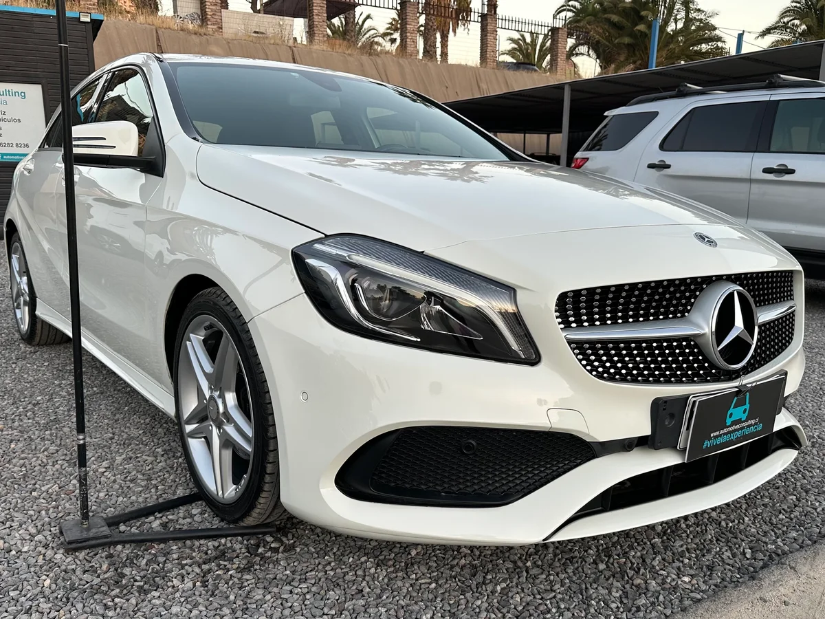 MERCEDES BENZ A200 2.1 CDI DCT AUT LOOK AMG DIESEL 2018 - Miniatura 3
