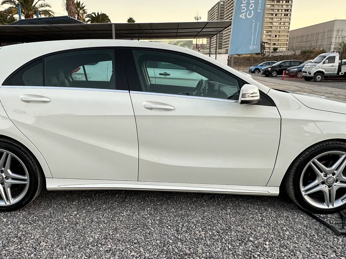 MERCEDES BENZ A200 2.1 CDI DCT AUT LOOK AMG DIESEL 2018 - Miniatura 4