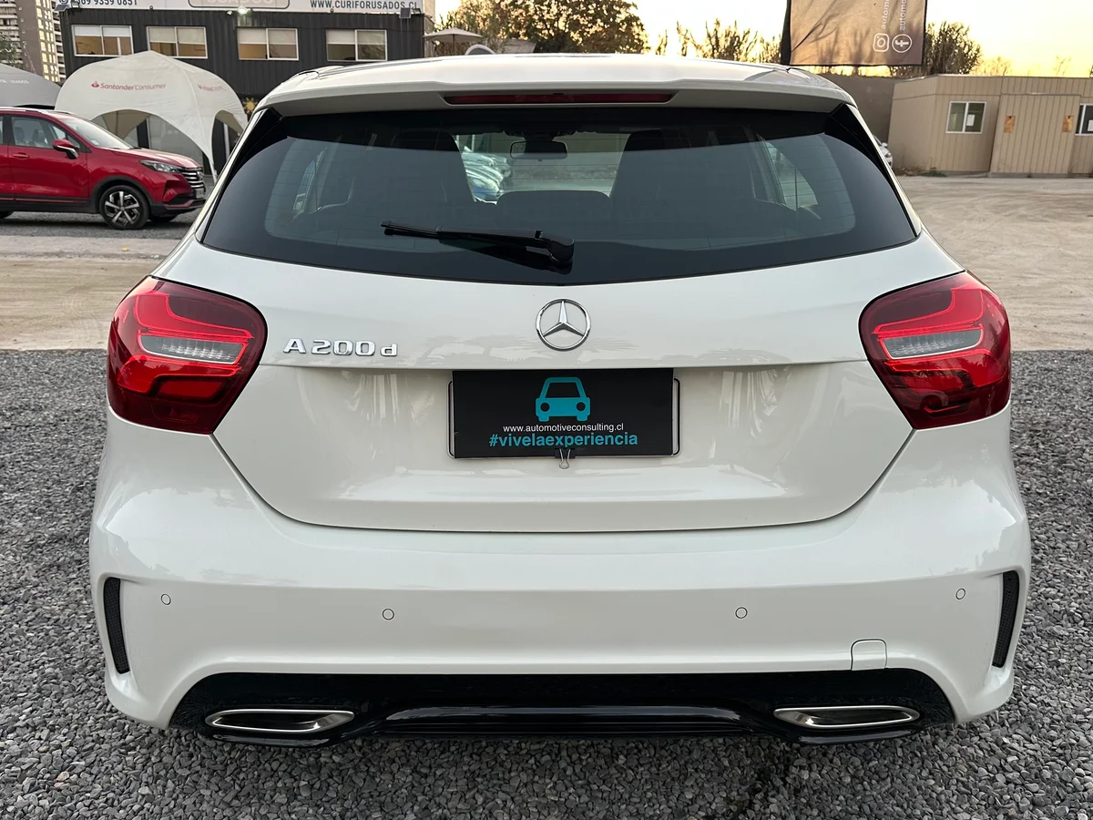 MERCEDES BENZ A200 2.1 CDI DCT AUT LOOK AMG DIESEL 2018 - Miniatura 5