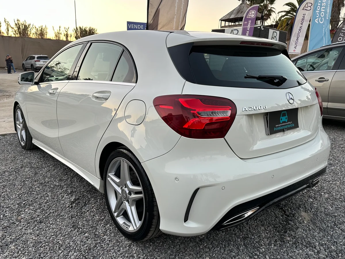 MERCEDES BENZ A200 2.1 CDI DCT AUT LOOK AMG DIESEL 2018 - Miniatura 7