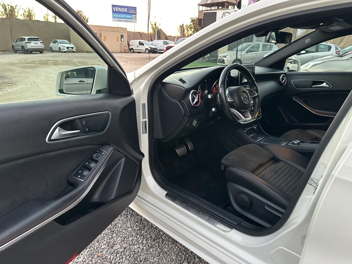 MERCEDES BENZ A200 2.1 CDI DCT AUT LOOK AMG DIESEL 2018 - Miniatura 12