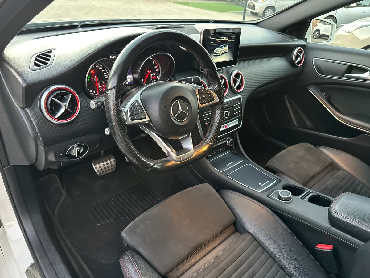 MERCEDES BENZ A200 2.1 CDI DCT AUT LOOK AMG DIESEL 2018 - Miniatura 14