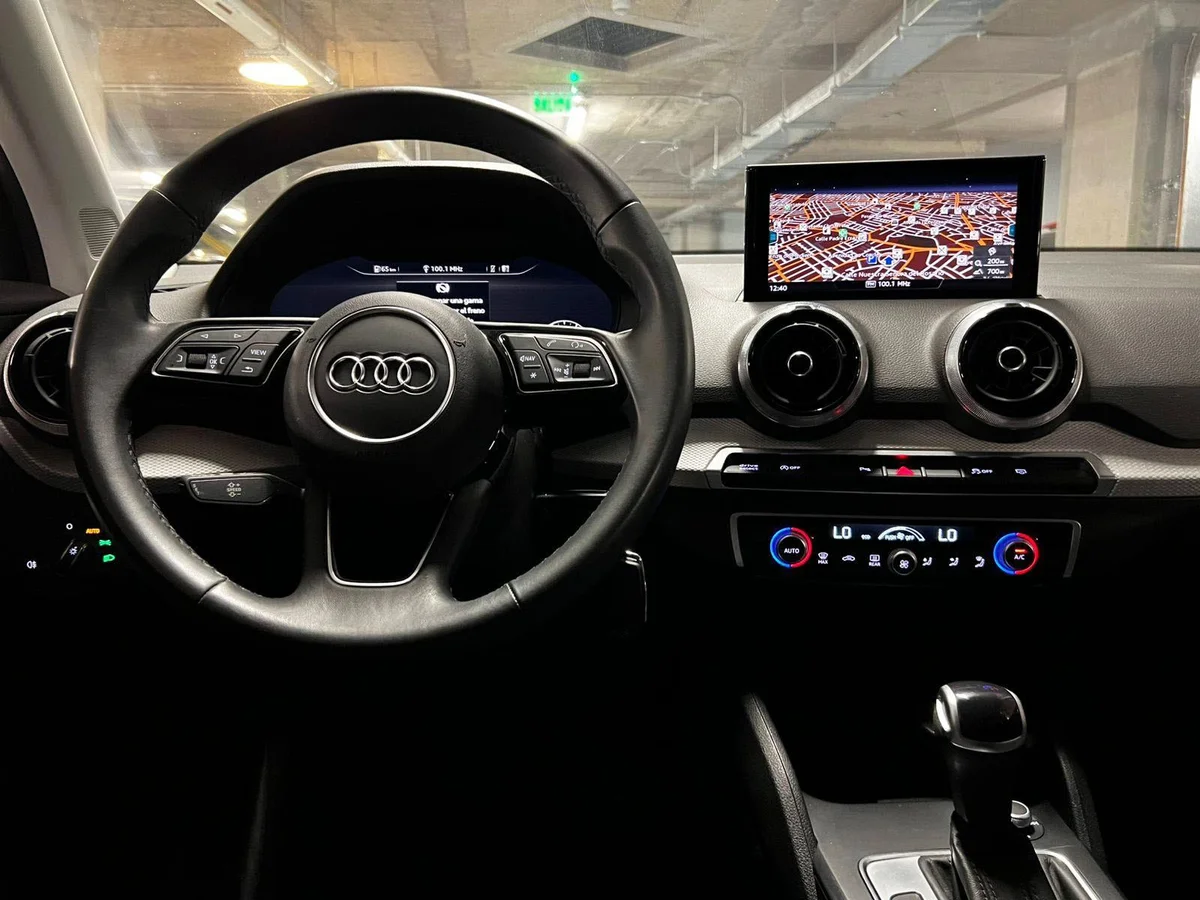 AUDI Q2 35 TFSI 1.4T 2023 - Miniatura 19