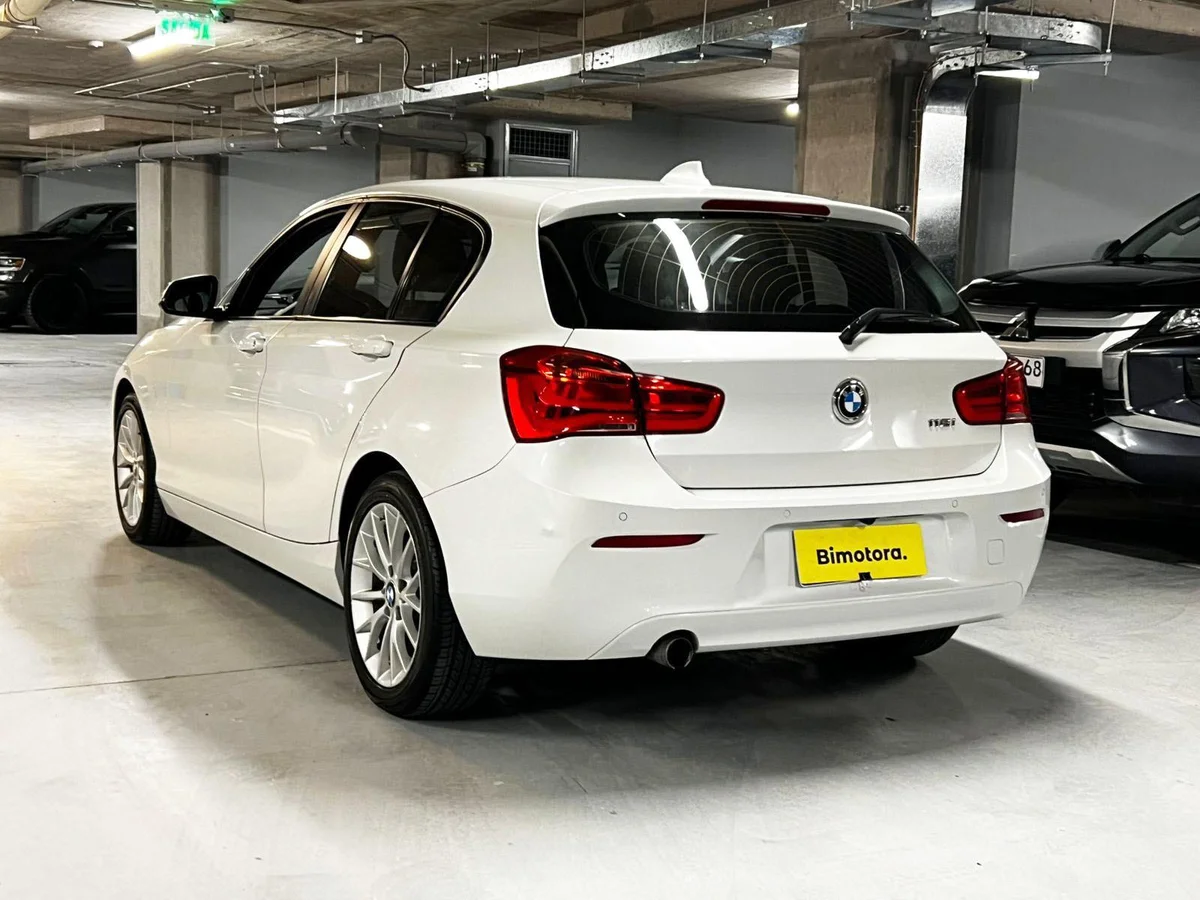 BMW 118 MILLENIAL 1.5 AT 2019 - Miniatura 7
