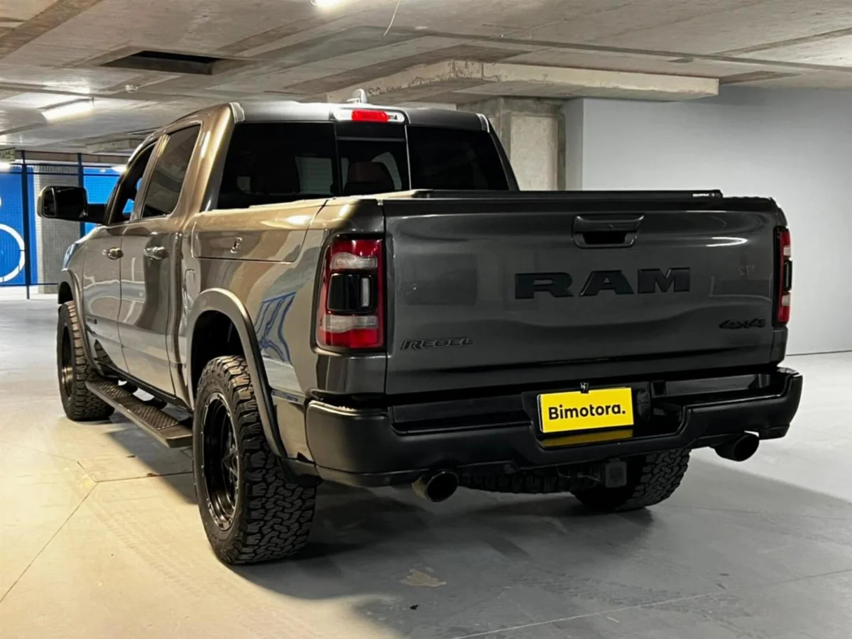 DODGE RAM 1500 REBEL 5.7 HEMI 2020 - Miniatura 8