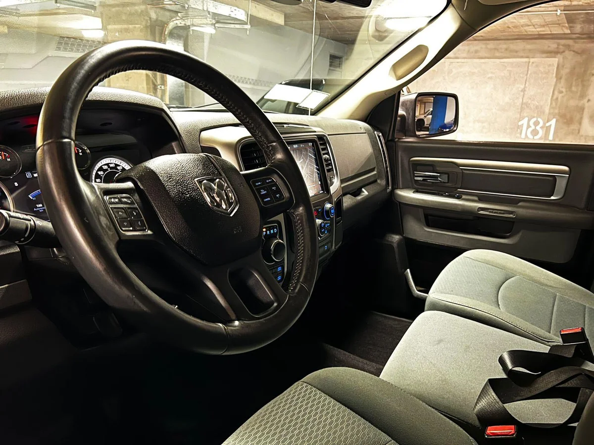 DODGE RAM 1500 3.6 SLT 4WD 2019 - Miniatura 5