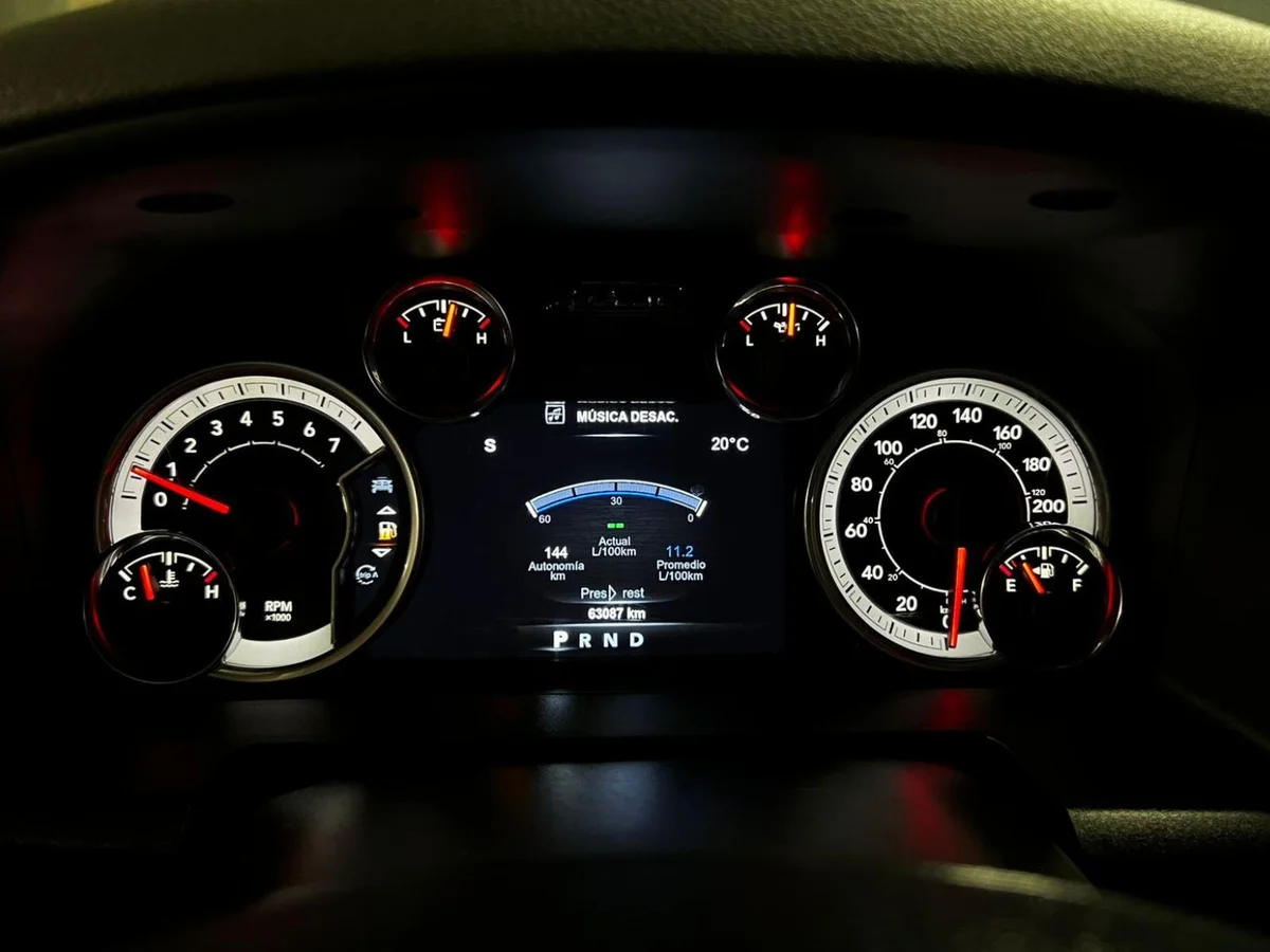 DODGE RAM 1500 3.6 SLT 4WD 2019 - Miniatura 11