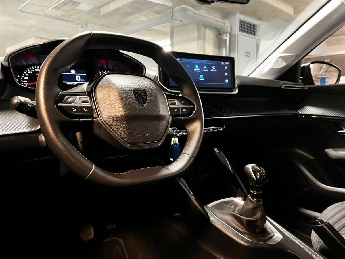 PEUGEOT 208 1.2 MT 2025 - Miniatura 17