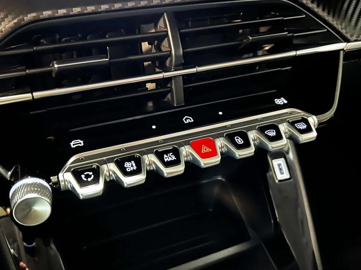 PEUGEOT 208 1.2 MT 2025 - Miniatura 7