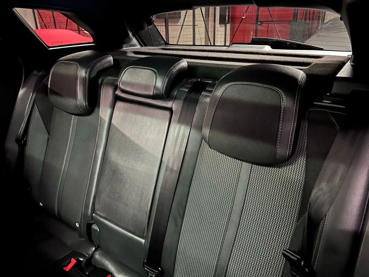 PEUGEOT 3008 GT PURETECH 180 2023 - Miniatura 2
