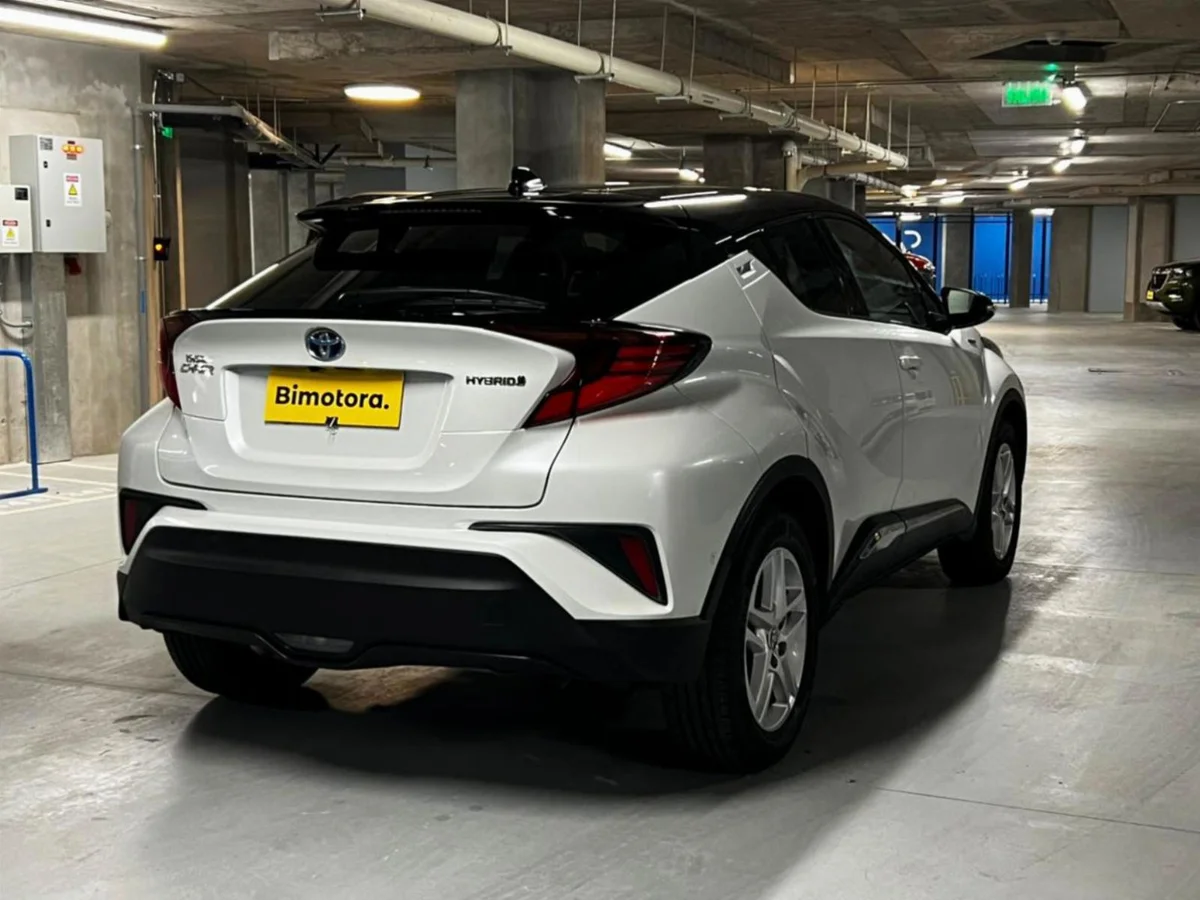 TOYOTA C-HR HEV 1.8 AT 2023 - Miniatura 9