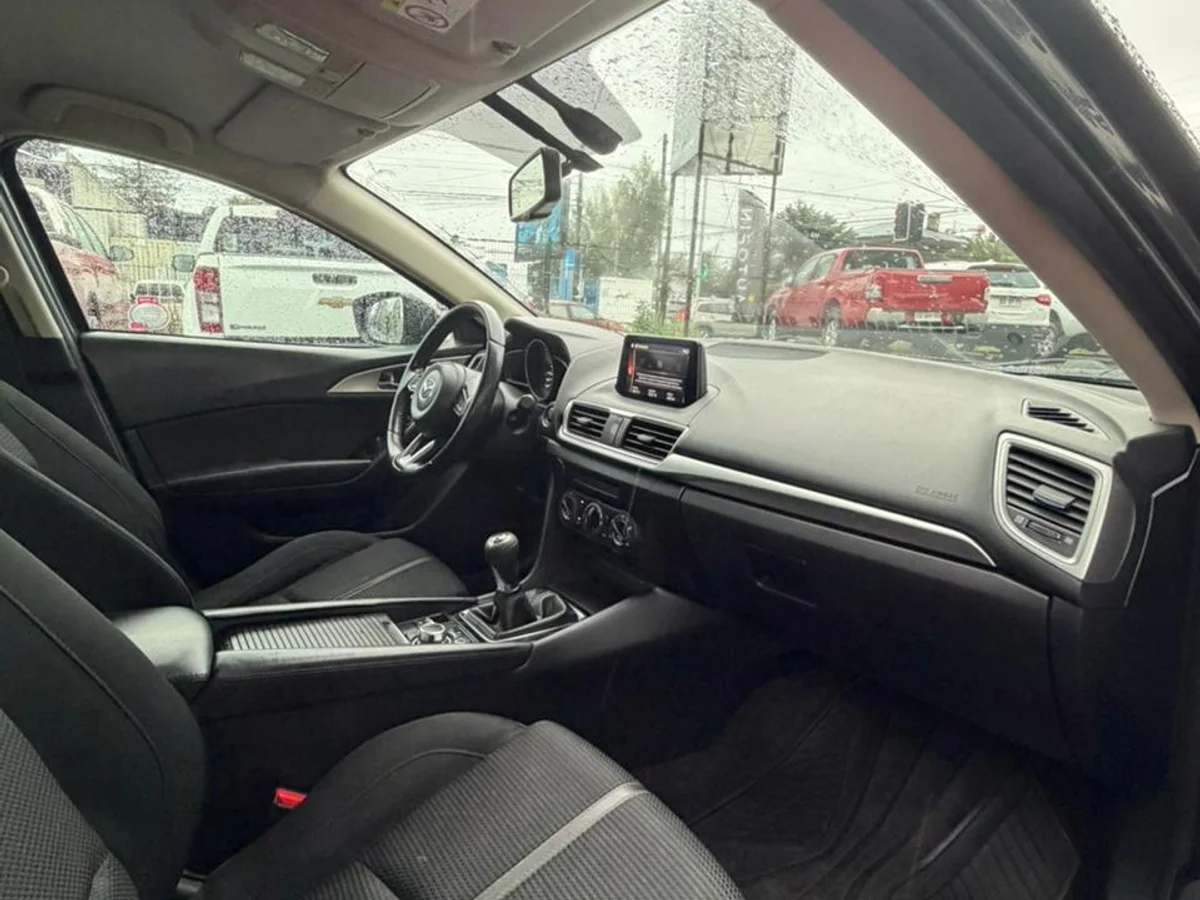 MAZDA 3 SPORT HB 2.0 MT 2018 - Miniatura 11