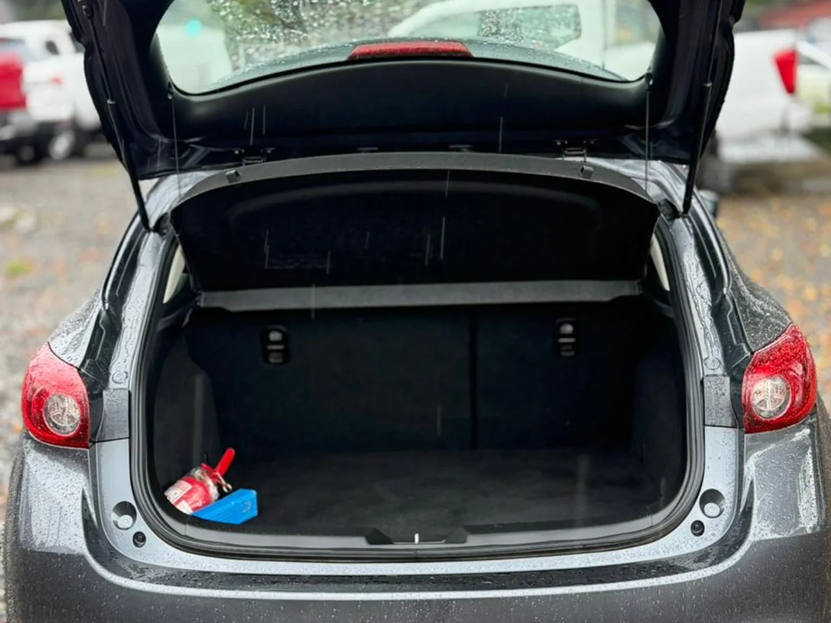 MAZDA 3 SPORT HB 2.0 MT 2018 - Miniatura 14