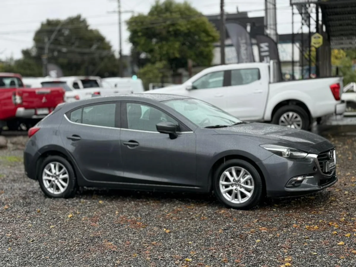 MAZDA 3 SPORT HB 2.0 MT 2018 - Miniatura 22