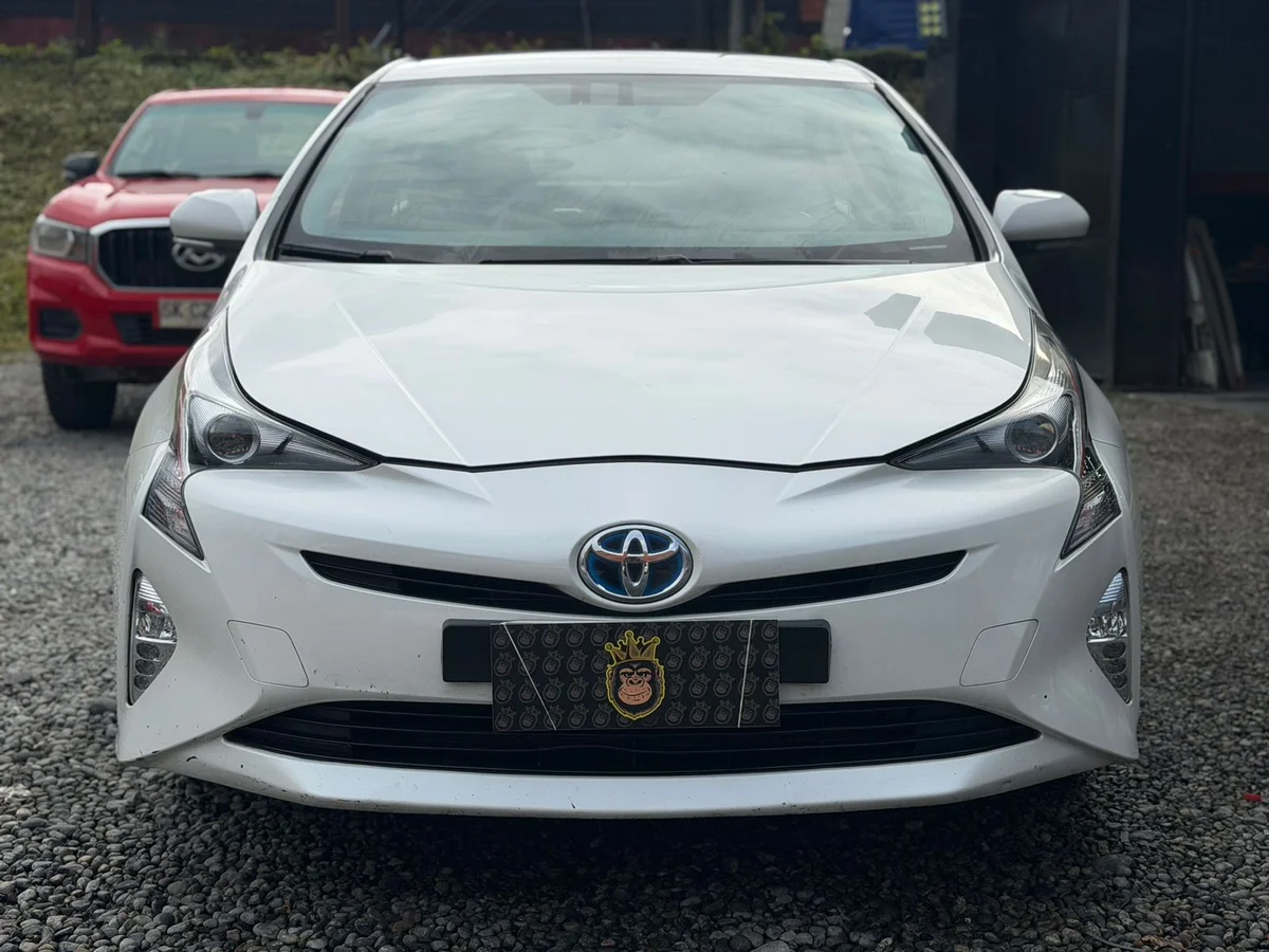 TOYOTA Prius 1.8 4X2 CVT AT 5P 2018