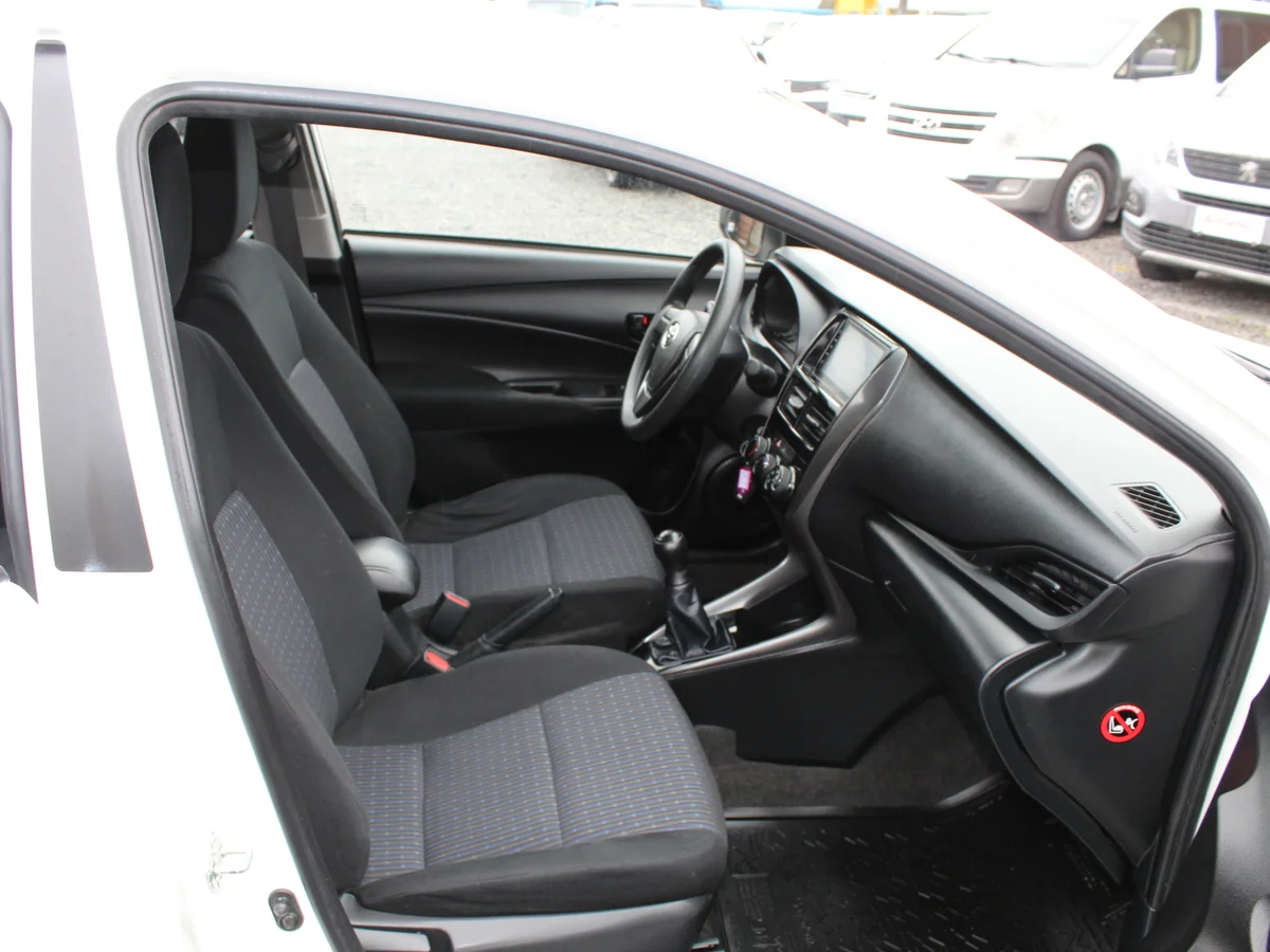 TOYOTA YARIS XLI 1.5