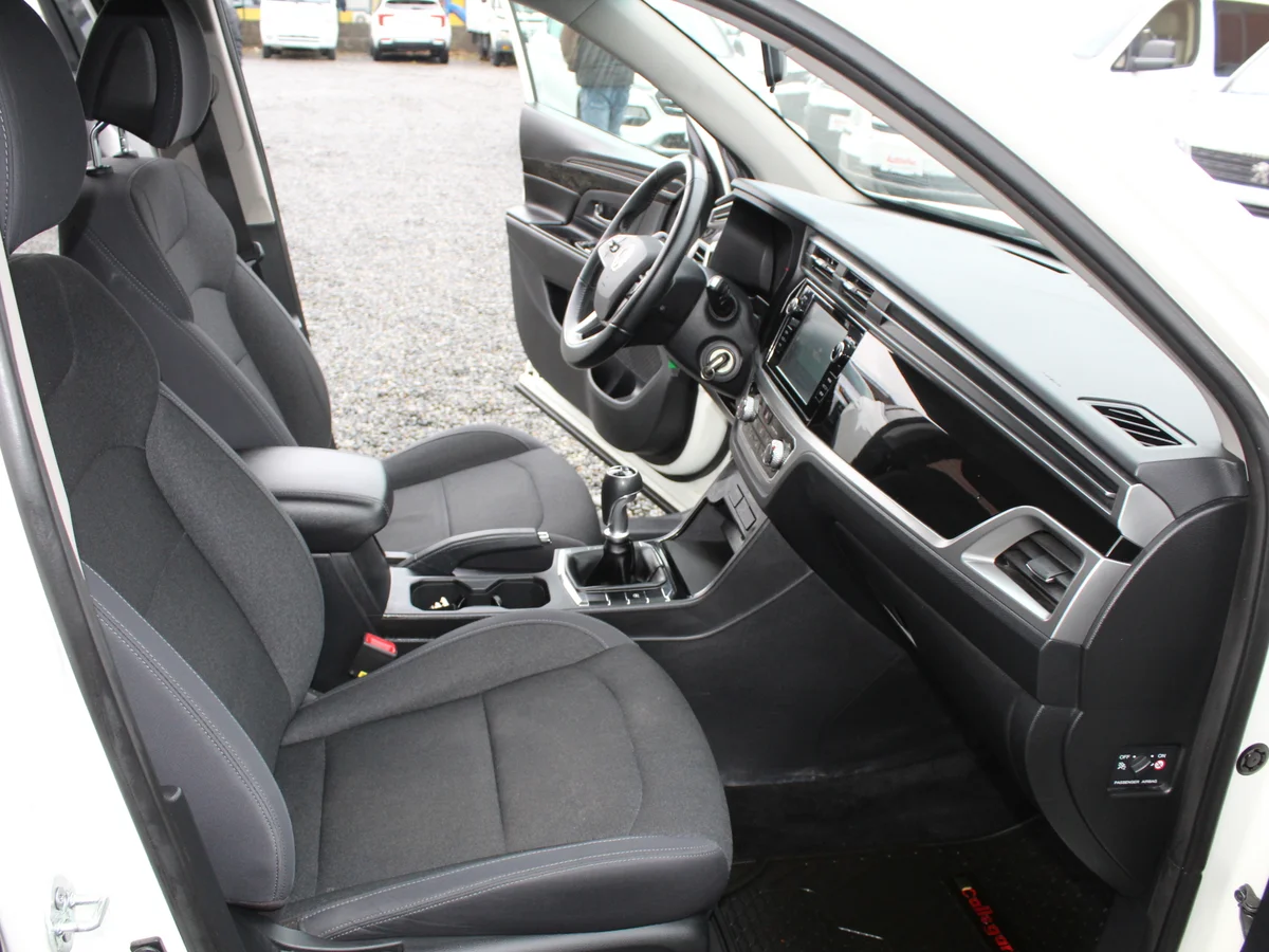 SsangYong Korando — foto 6 de 13