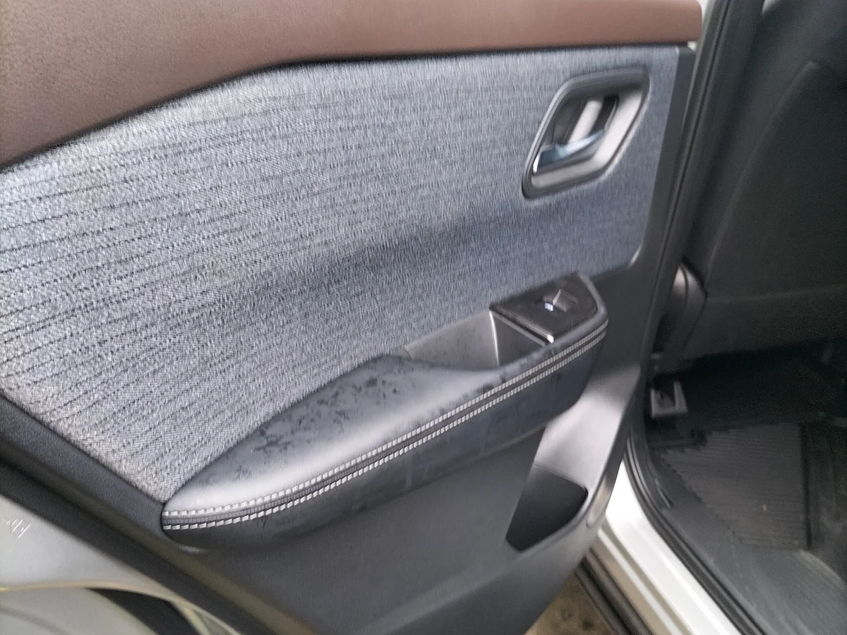 Se vende vehículo Nissan X-Trail - Miniatura 8