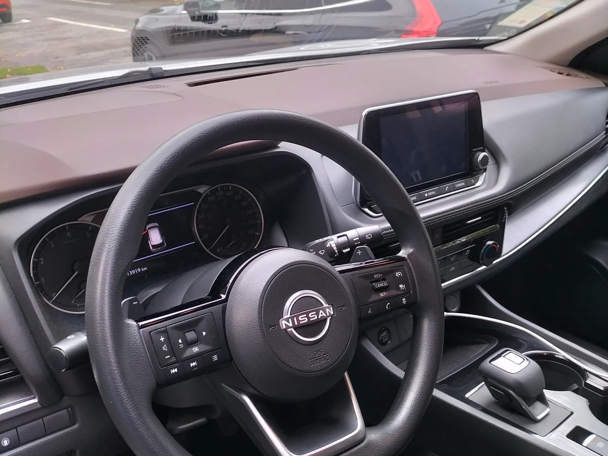 Se vende vehículo Nissan X-Trail - Miniatura 11
