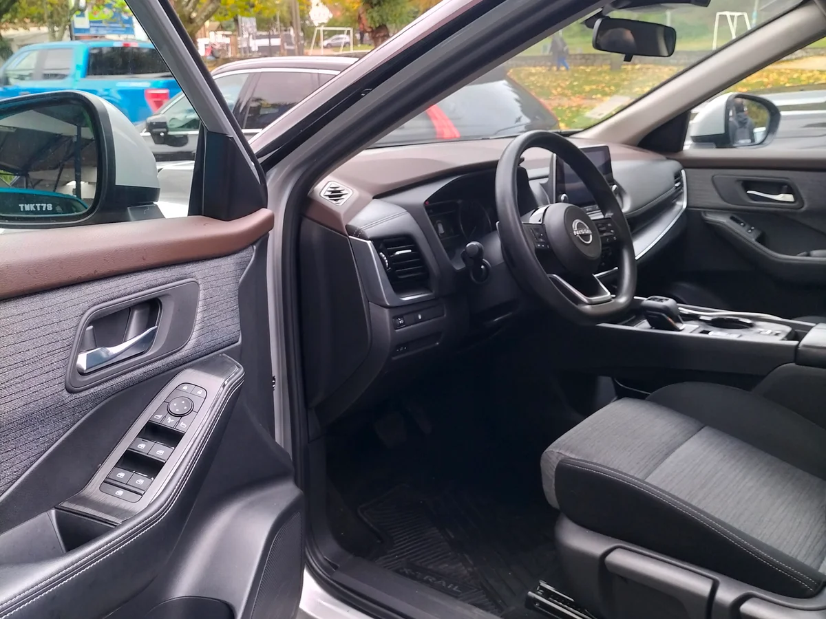 Se vende vehículo Nissan X-Trail - Miniatura 13