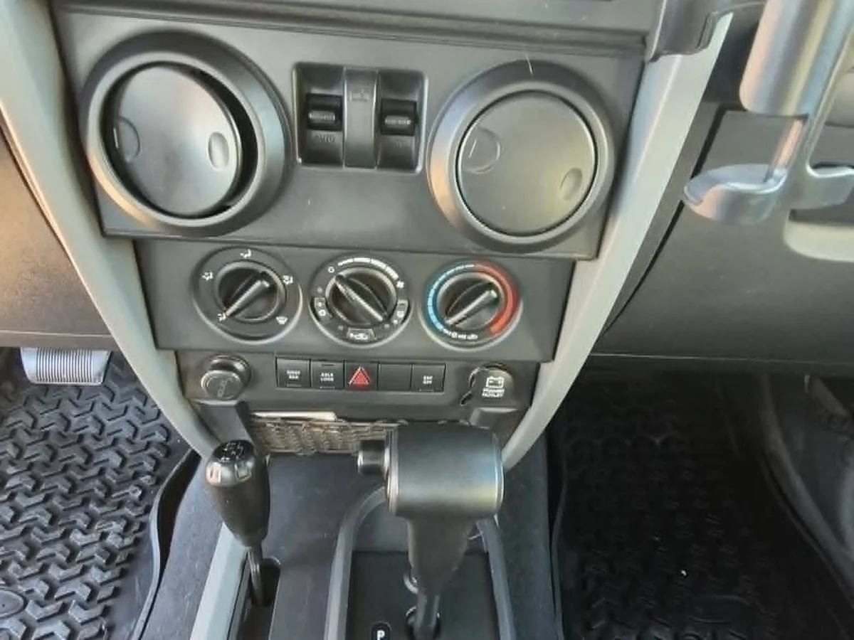 JEEP WRANGLER RUBICON - Miniatura 8