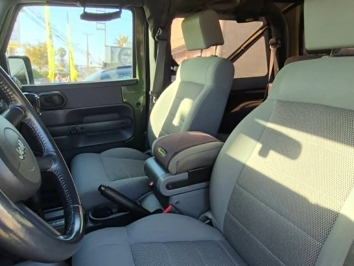 JEEP WRANGLER RUBICON - Miniatura 10
